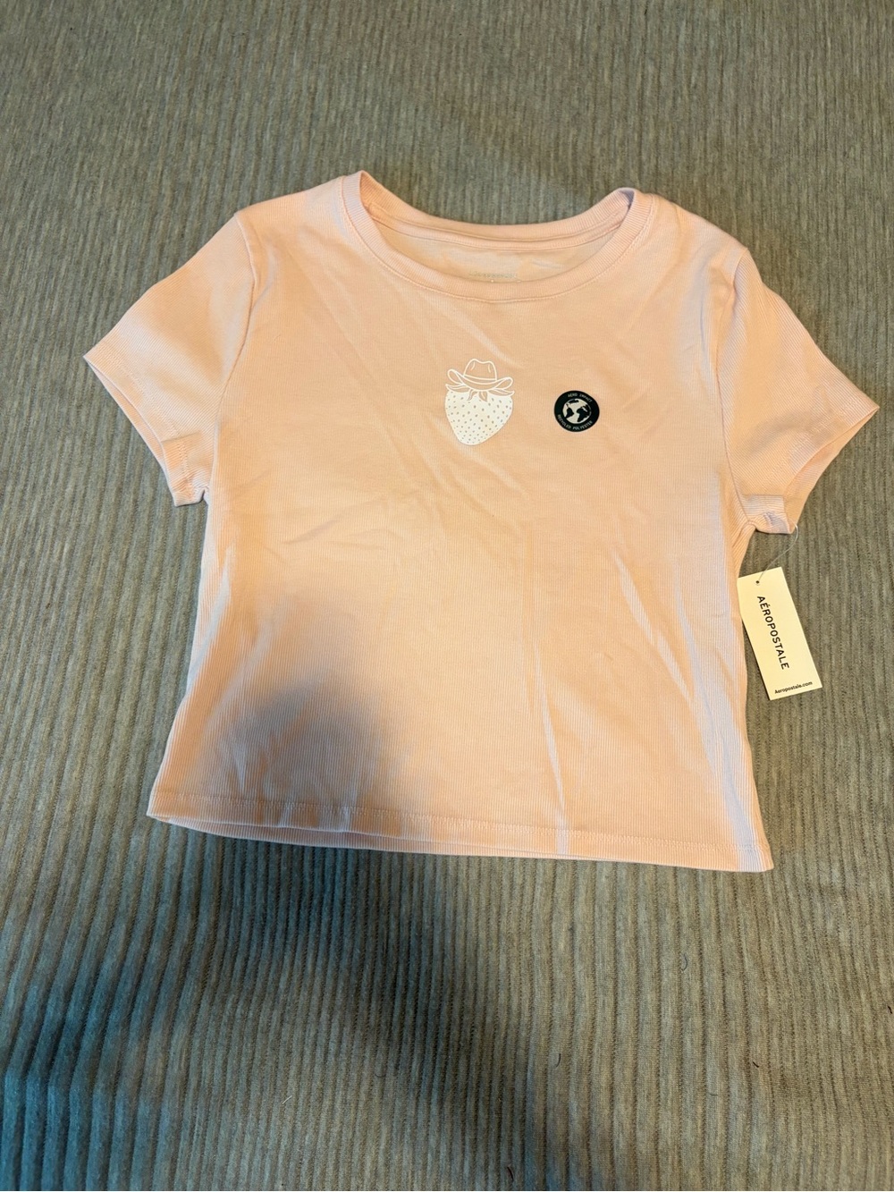 NWT Aeropostale Strawberry with Cowgirl Hat Graphic Baby Tee, Size Large